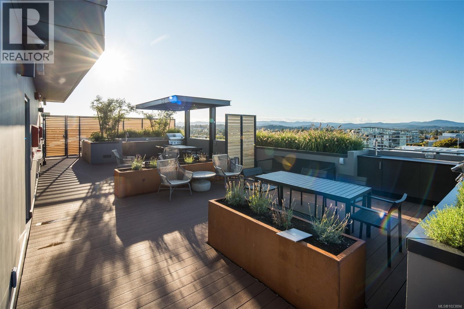 G112 369 Tyee Rd, Victoria, British Columbia  V9A 0B6 - Photo 61 - 1023894