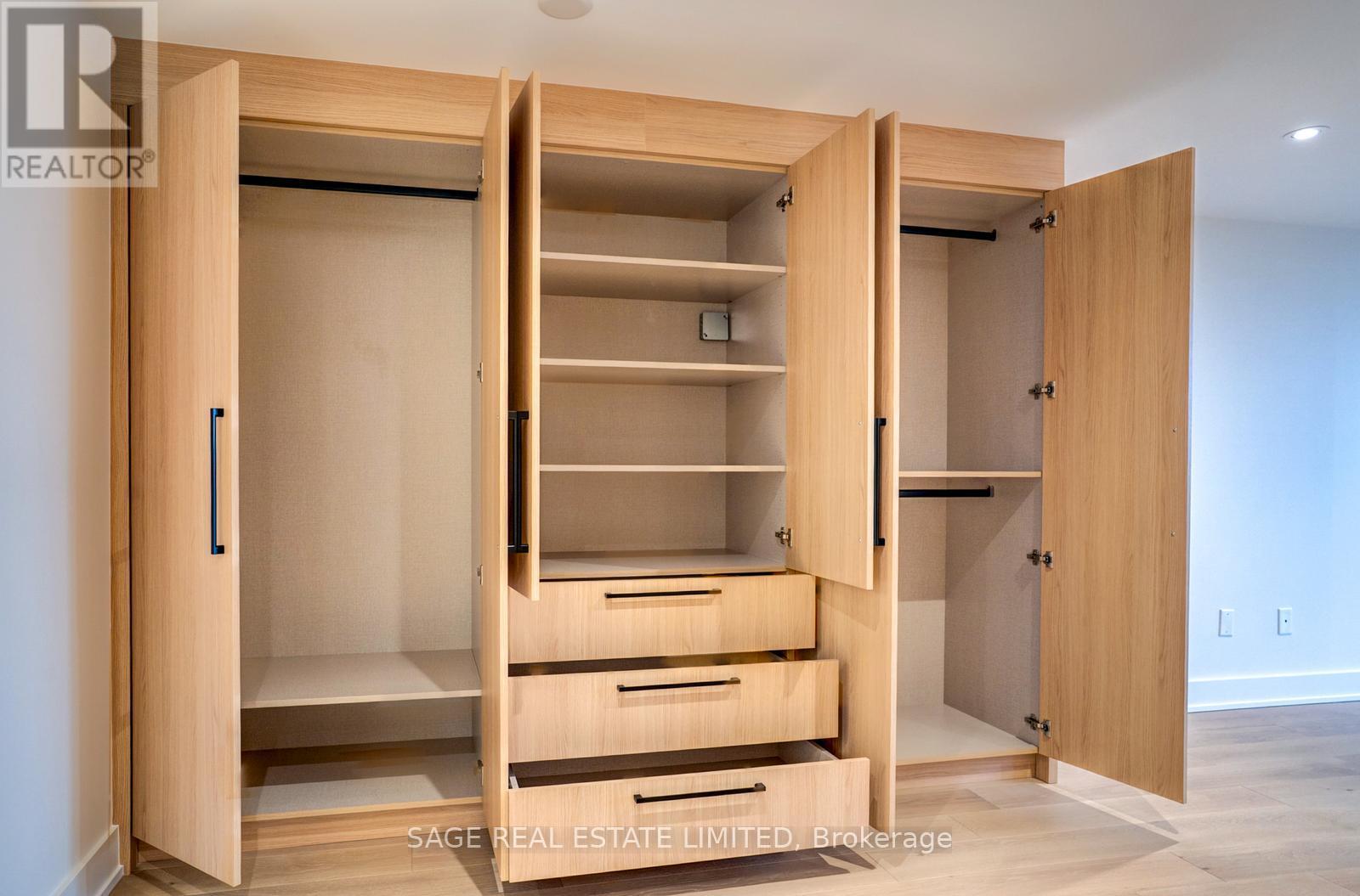 903 - 3900 Yonge Street, Toronto, Ontario  M4N 3N6 - Photo 27 - C12709814