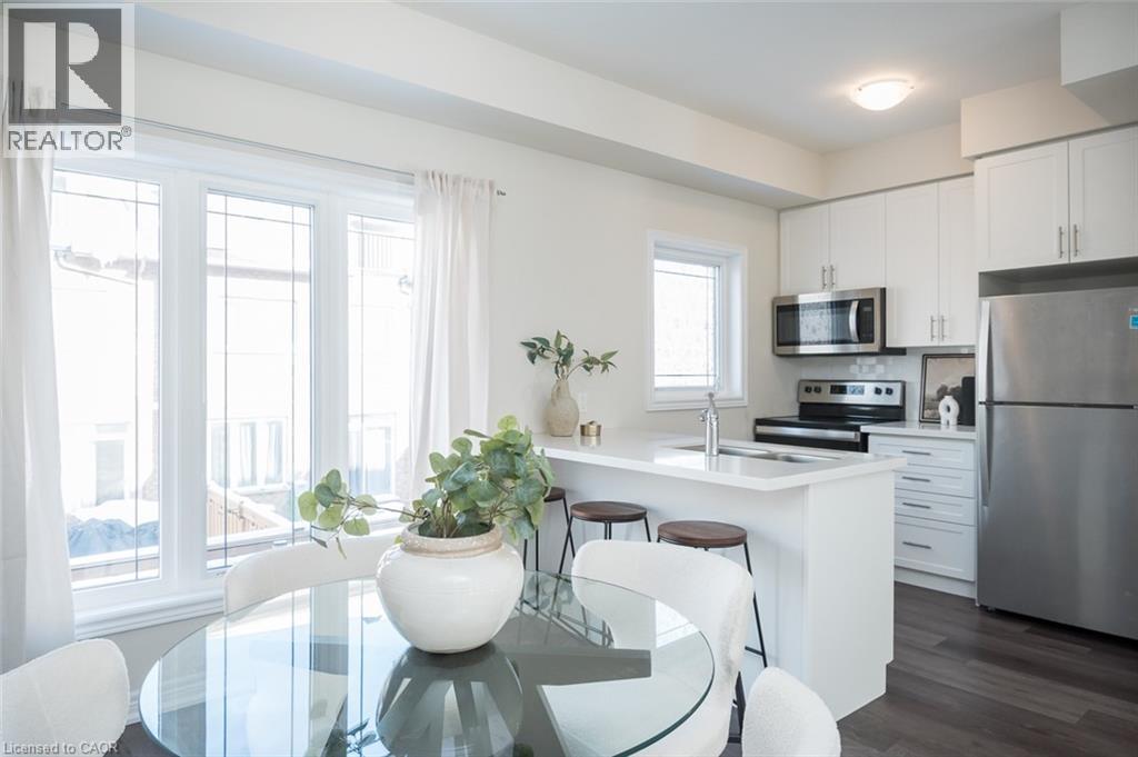 19 Picardy Drive Unit# 18, Stoney Creek, Ontario  L8J 2T7 - Photo 10 - 40800589