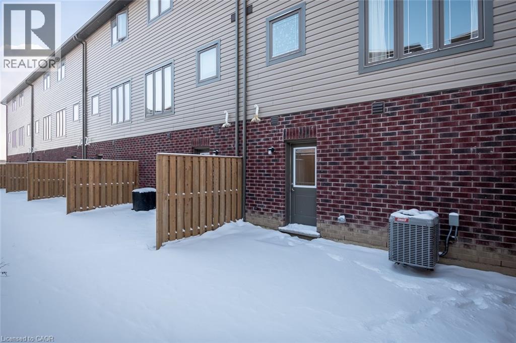 19 Picardy Drive Unit# 18, Stoney Creek, Ontario  L8J 2T7 - Photo 24 - 40800589