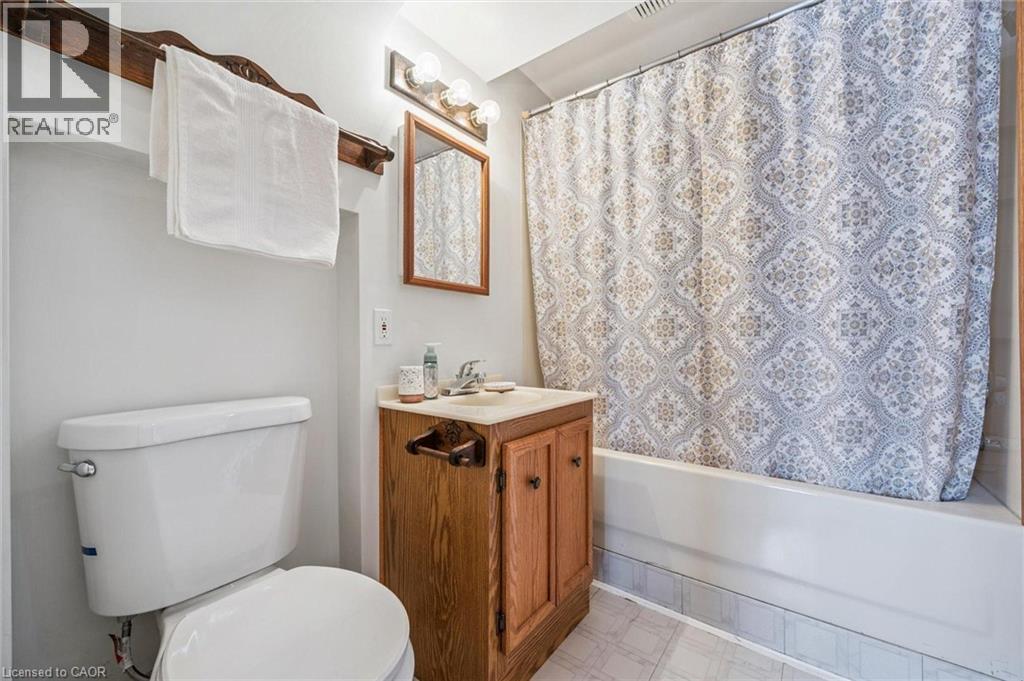 45 Chesterton Lane, Guelph, Ontario  N1E 6S8 - Photo 14 - 40800391