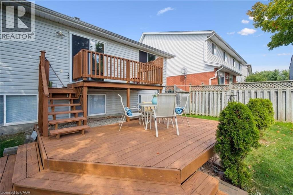 45 Chesterton Lane, Guelph, Ontario  N1E 6S8 - Photo 17 - 40800391