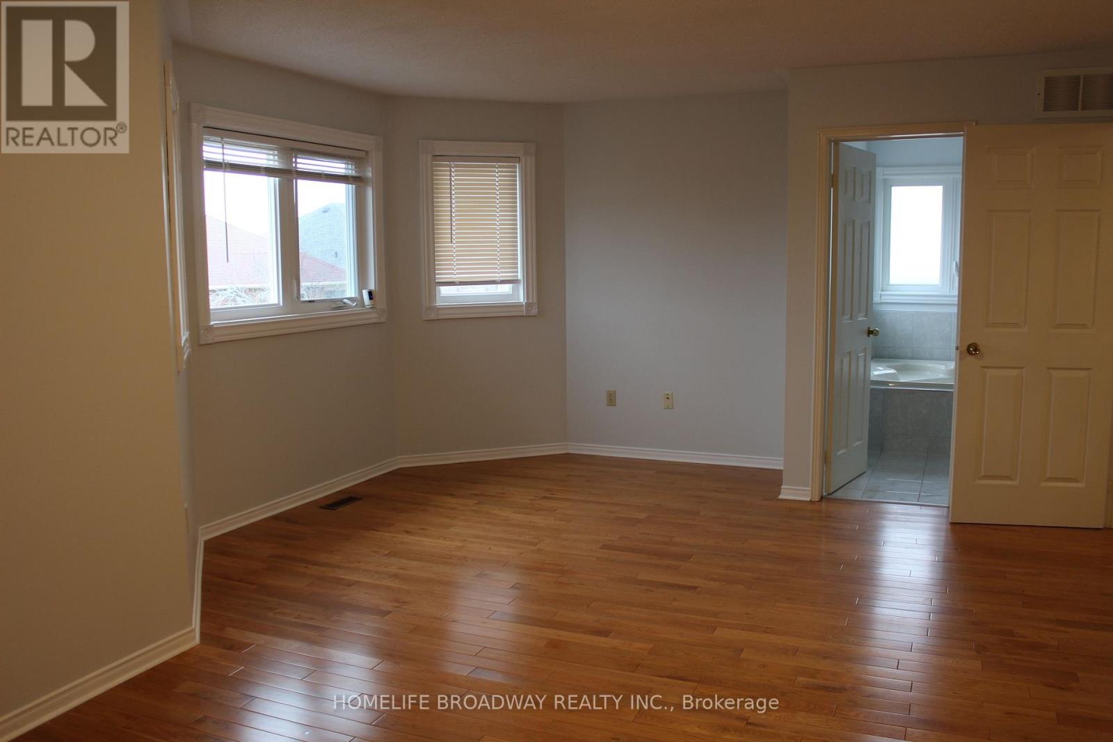 5202 Buttermill Court, Mississauga, Ontario  L5V 1S4 - Photo 10 - W12724902