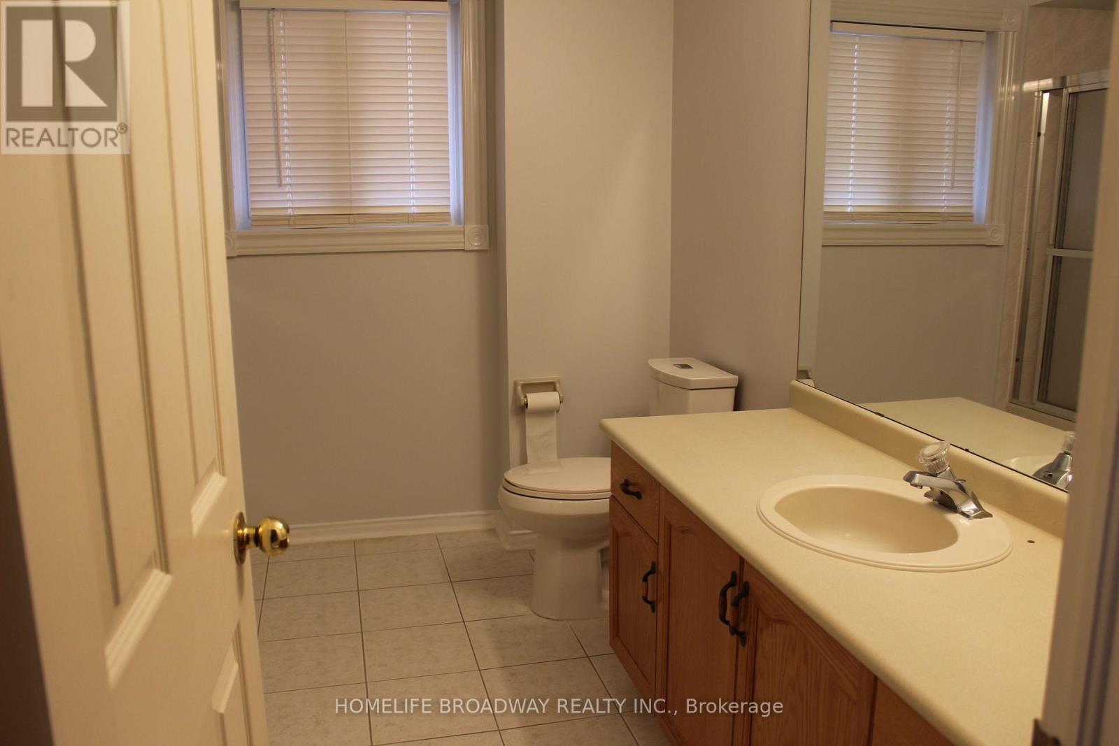 5202 Buttermill Court, Mississauga, Ontario  L5V 1S4 - Photo 13 - W12724902