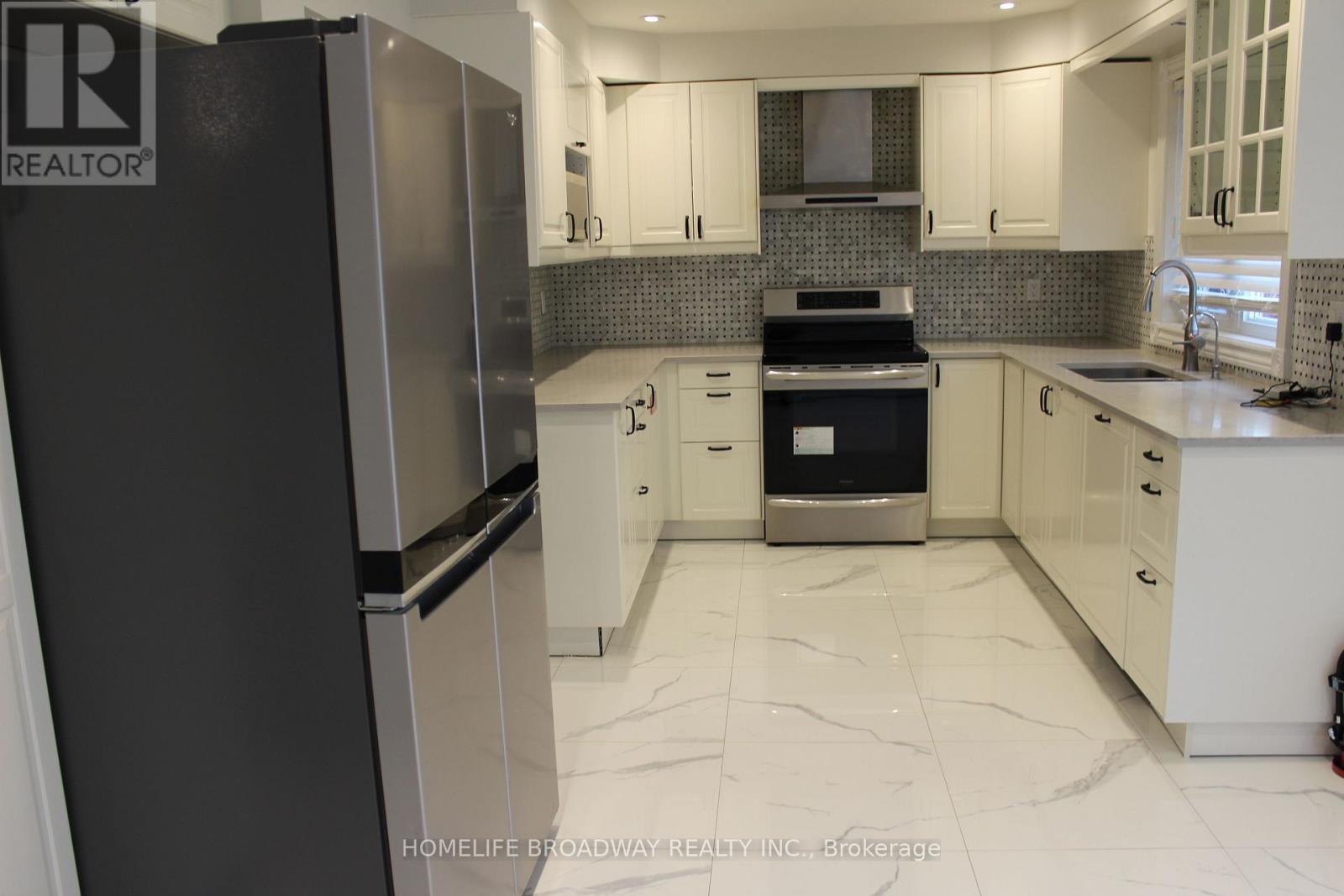 5202 Buttermill Court, Mississauga, Ontario  L5V 1S4 - Photo 20 - W12724902