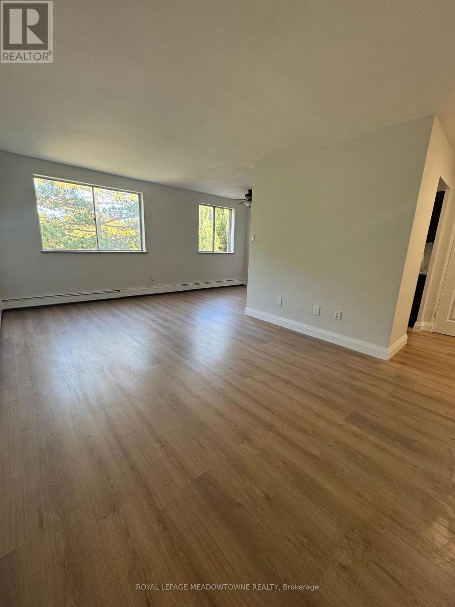 2a - 8 Cherry Street, Halton Hills, Ontario  L7G 3J8 - Photo 14 - W12724922