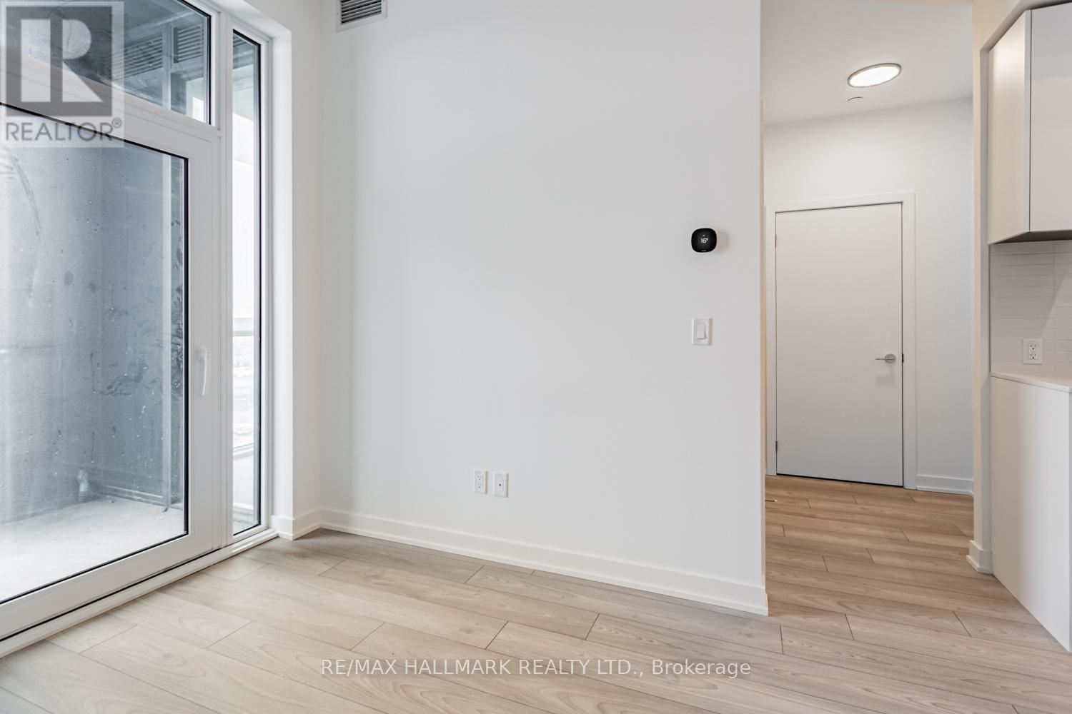 912 - 1007 The Queensway, Toronto, Ontario  M8Z 6C7 - Photo 8 - W12724958