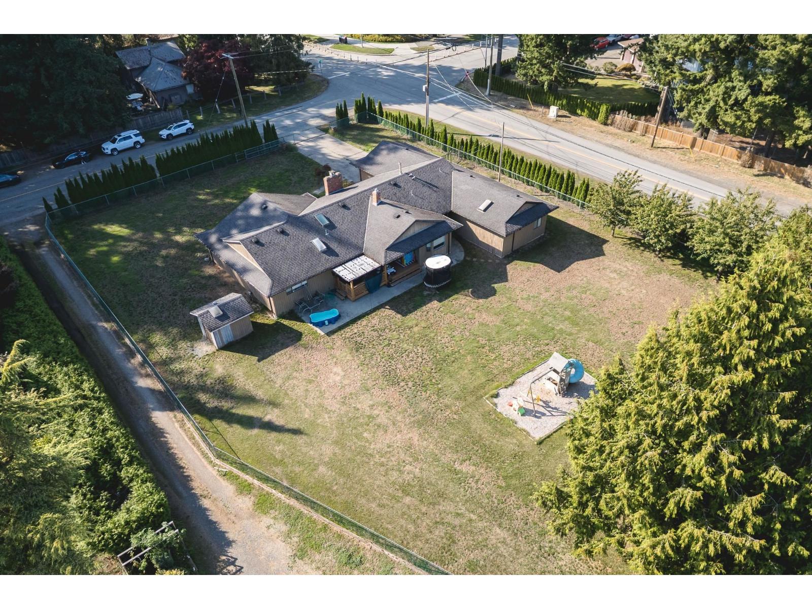 2794 204 Street, Langley, British Columbia  V2Z 2B8 - Photo 2 - R3047219