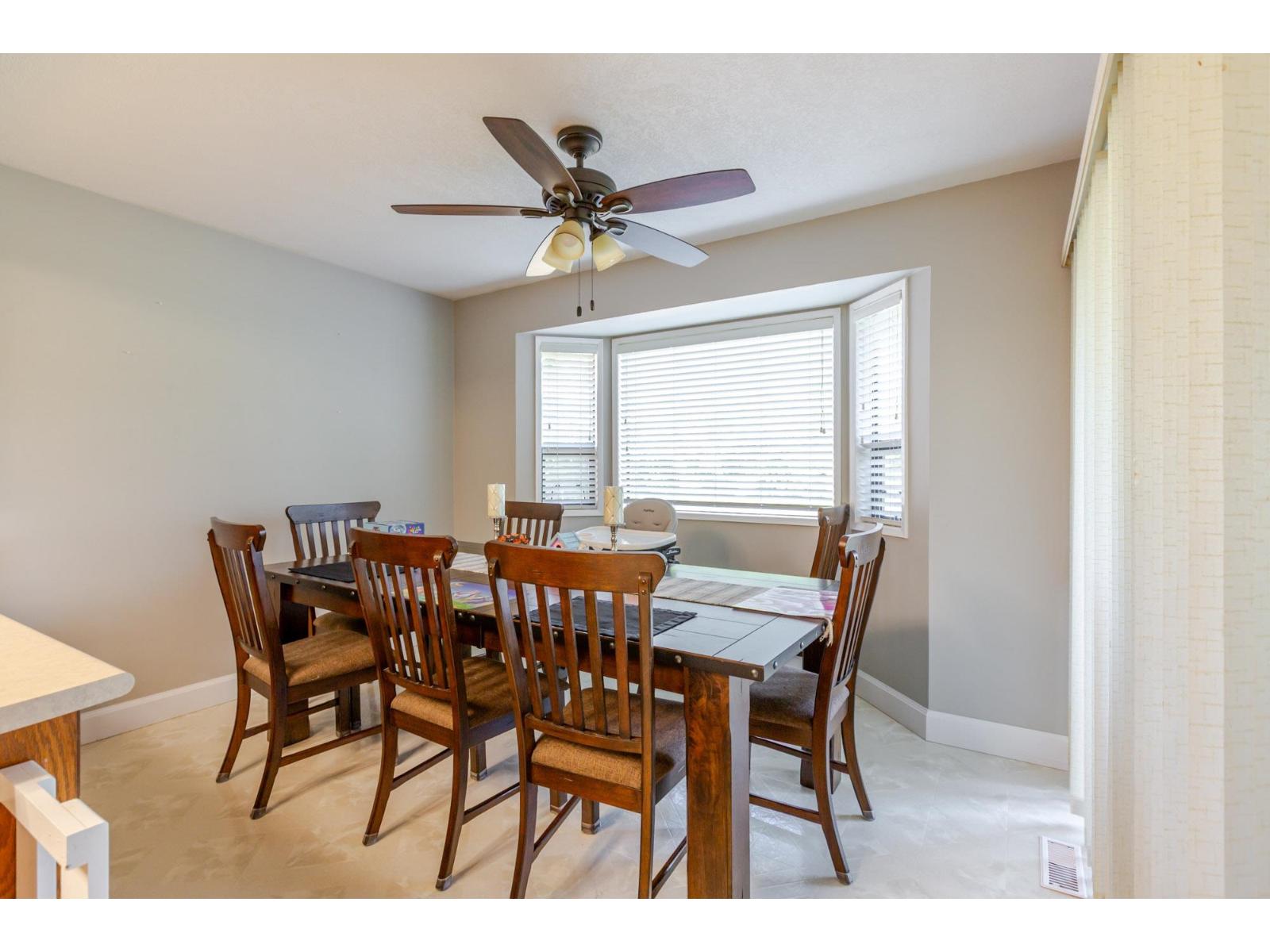 2794 204 Street, Langley, British Columbia  V2Z 2B8 - Photo 21 - R3047219