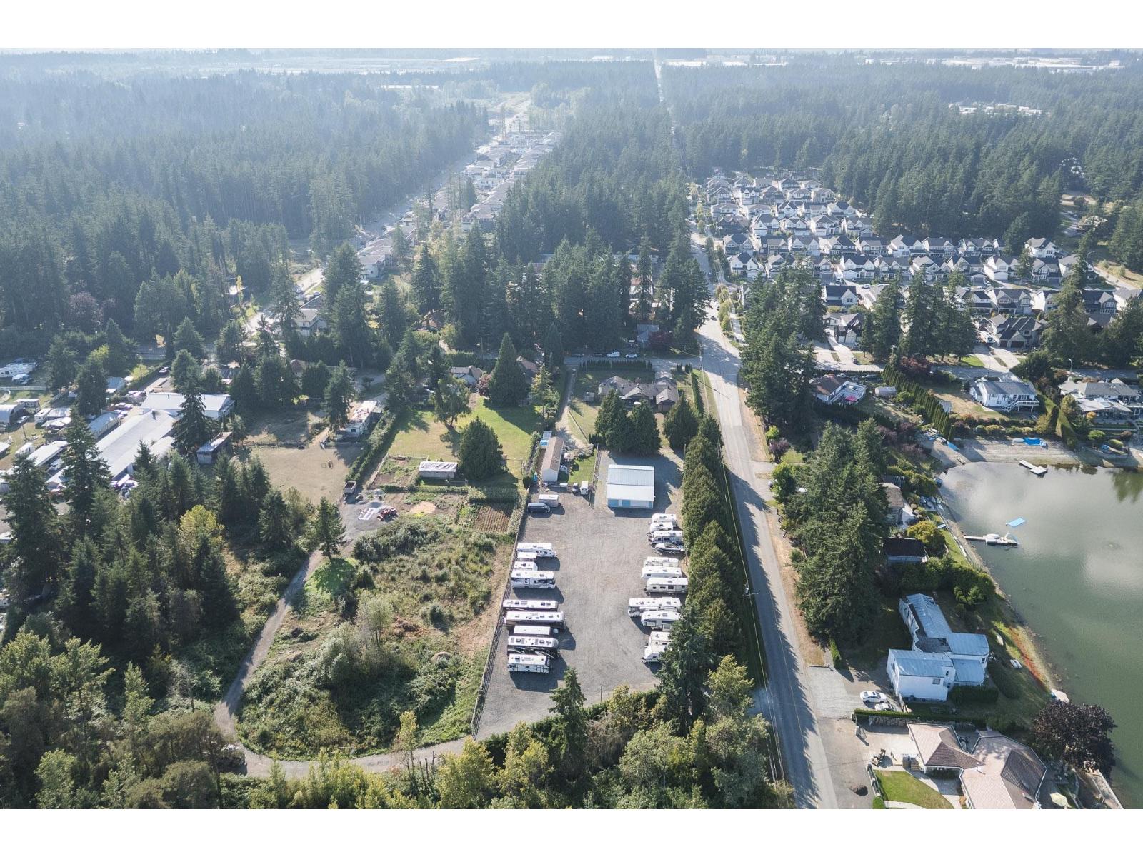 2794 204 Street, Langley, British Columbia  V2Z 2B8 - Photo 12 - R3047219