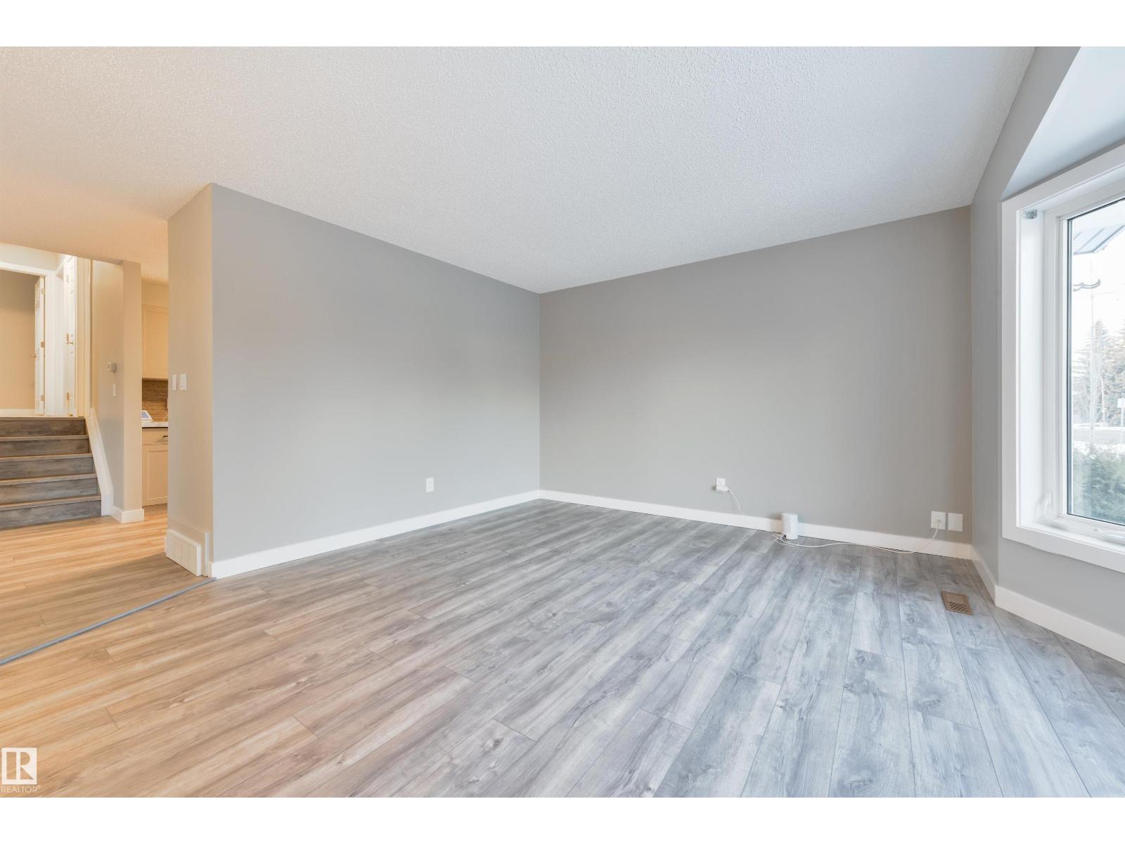 7103 188 St Nw, Edmonton, Alberta  T5T 5E9 - Photo 5 - E4470862