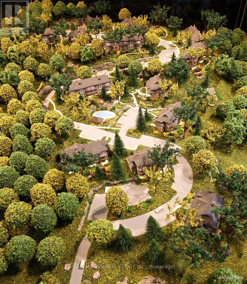 102 - 2 TREE TOPS LANE, huntsville (chaffey), Ontario