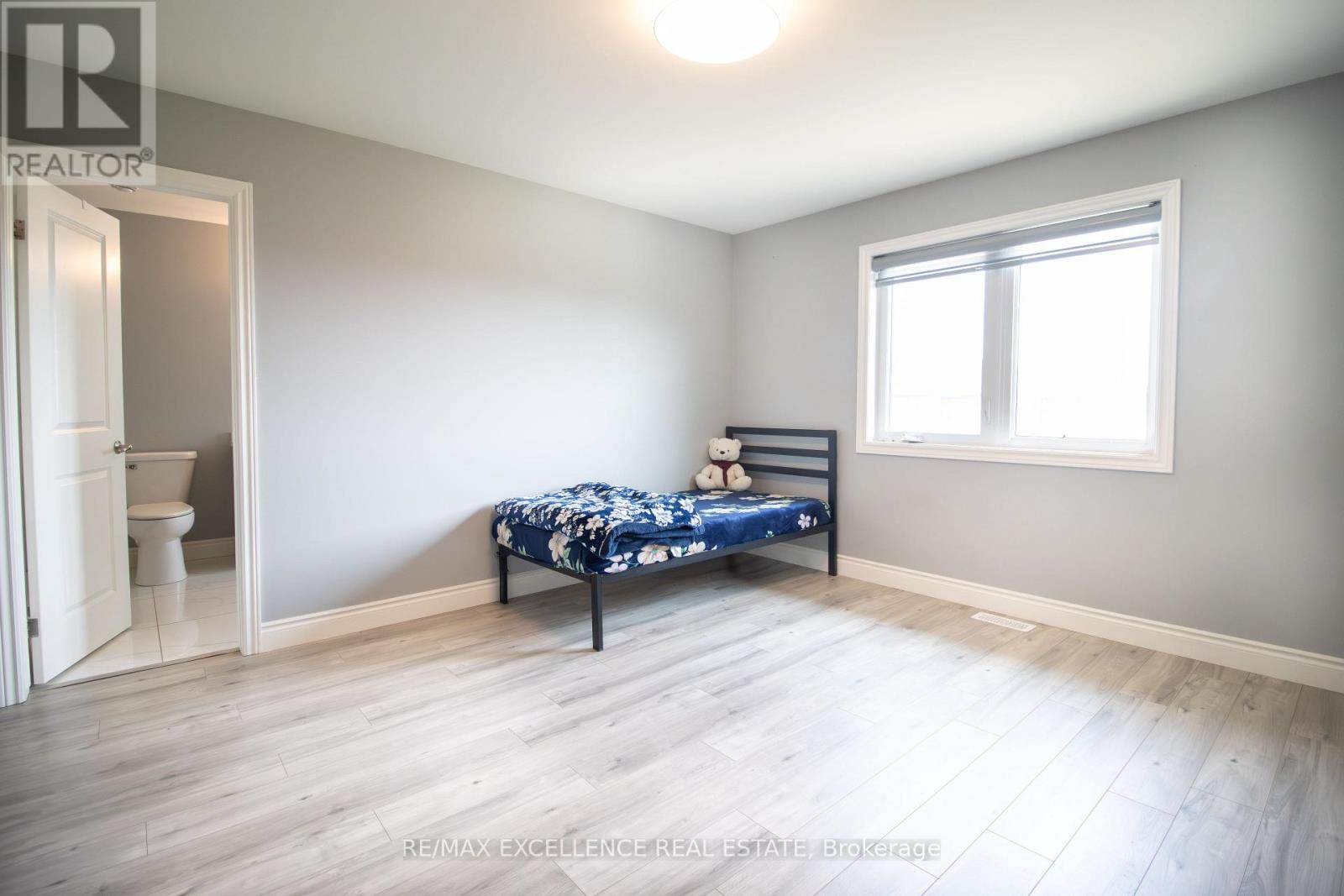 137 Landreville Drive, Sudbury Remote Area, Ontario  P3A 0B5 - Photo 10 - X12724916