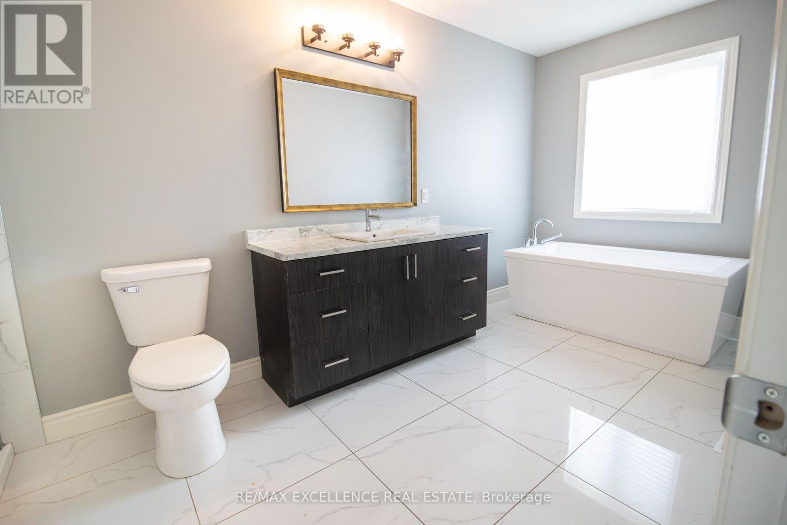 137 Landreville Drive, Sudbury Remote Area, Ontario  P3A 0B5 - Photo 7 - X12724916