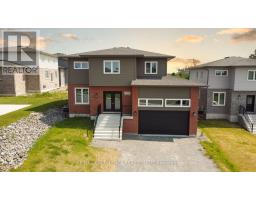 137 LANDREVILLE DRIVE, Sudbury Remote Area, Ontario