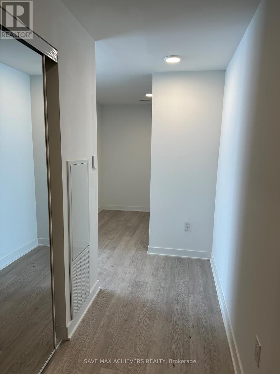 1016 - 2782 Barton Street E, Hamilton, Ontario  L8E 2J8 - Photo 10 - X12724924