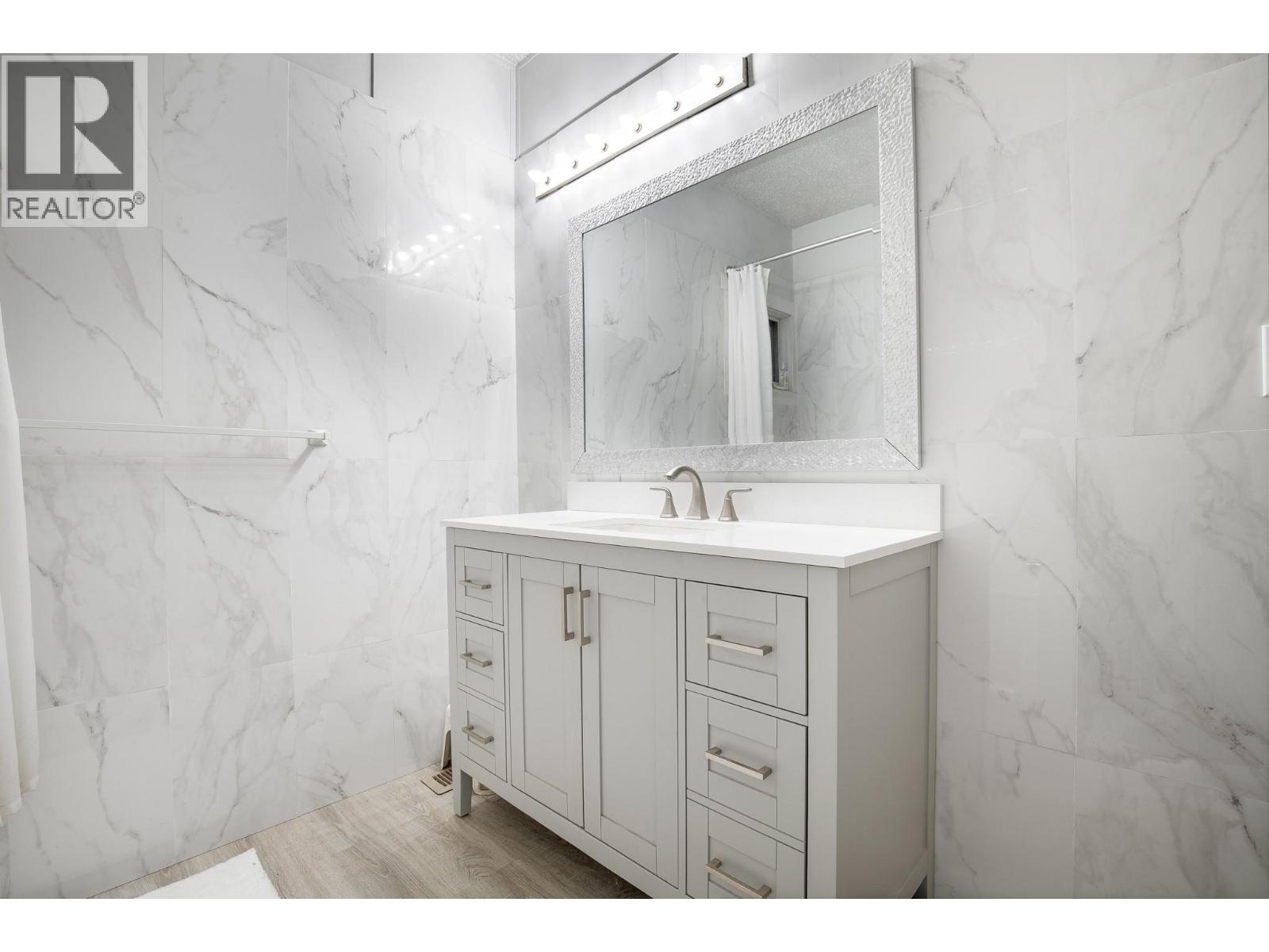 7880 Pleasant Valley Road, Vernon, British Columbia  V1B 3R9 - Photo 23 - 10373636