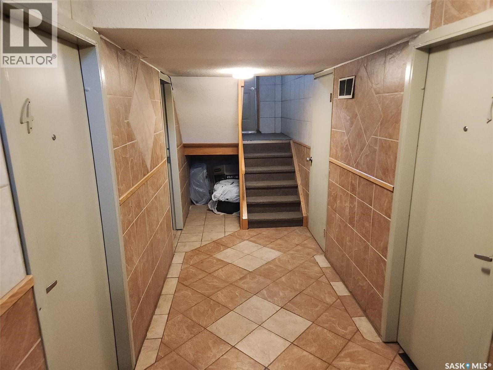 89 Horkoff Avenue, Wadena, Saskatchewan  S0A 4J0 - Photo 3 - SK027322