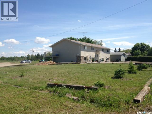 245 3rd Street Ne, Wadena, Saskatchewan  S0A 4J0 - Photo 2 - SK027321