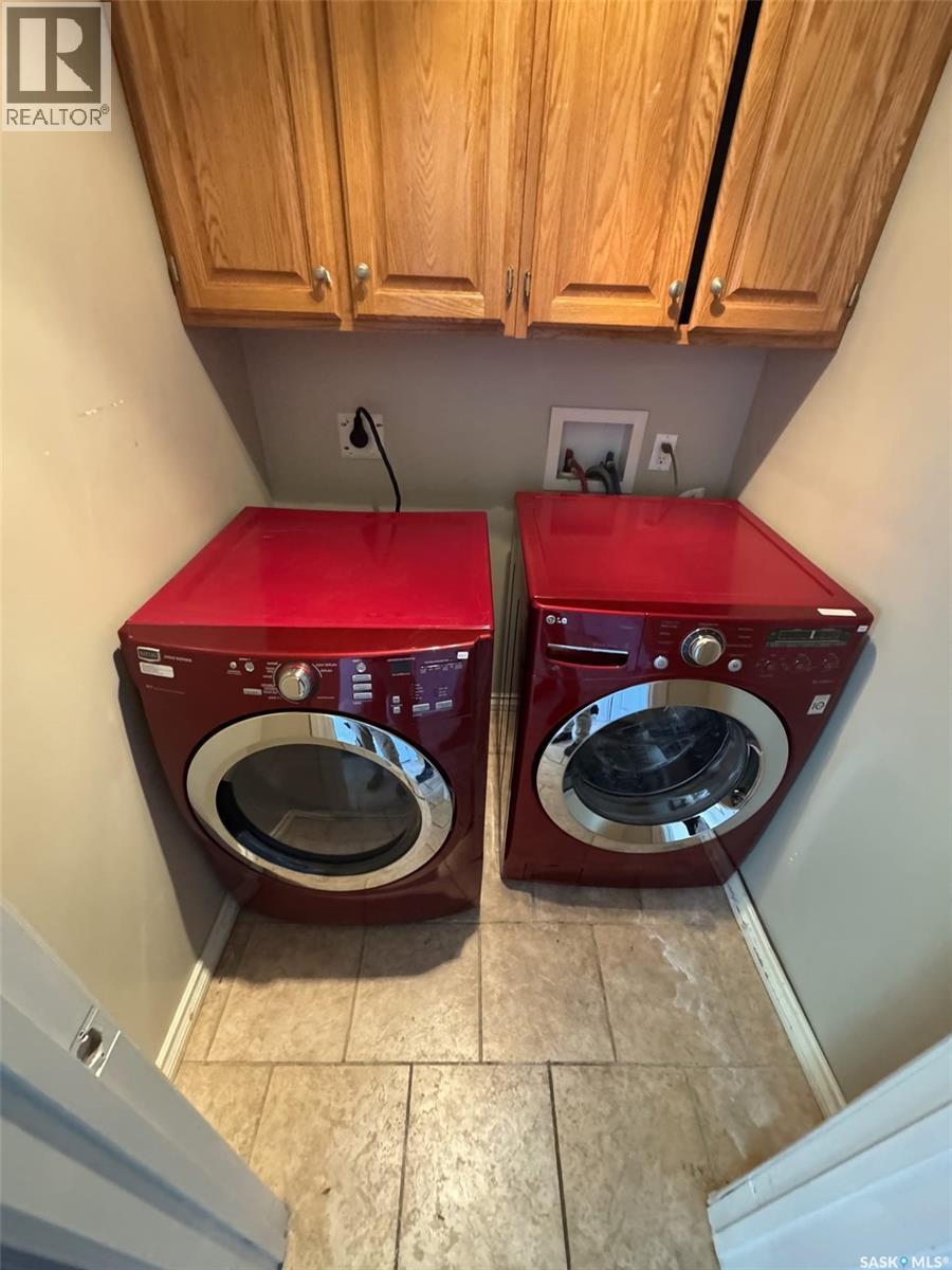 633/635 3rd Street Ne, Wadena, Saskatchewan  S0A 4J0 - Photo 37 - SK027319