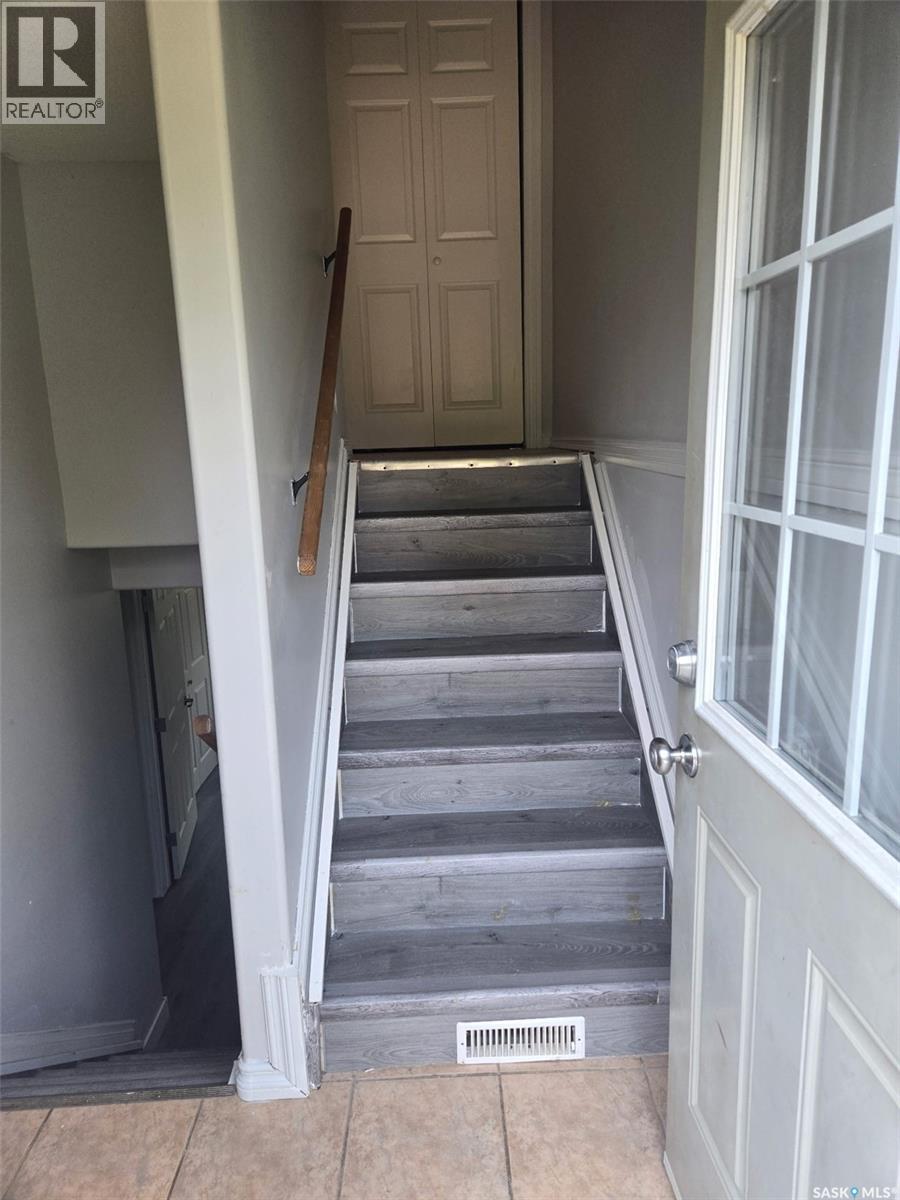 633/635 3rd Street Ne, Wadena, Saskatchewan  S0A 4J0 - Photo 8 - SK027319