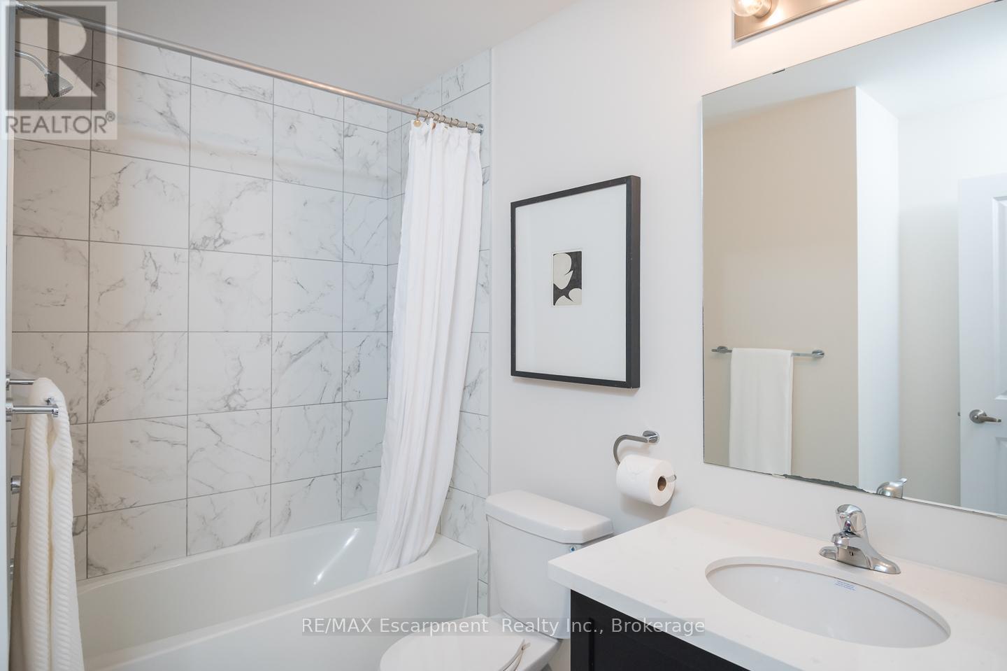 18 - 19 Picardy Drive, Hamilton, Ontario  L8J 2T7 - Photo 22 - X12725030