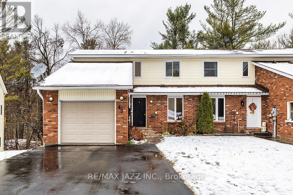 45 MILTON STREET, Bracebridge, Ontario