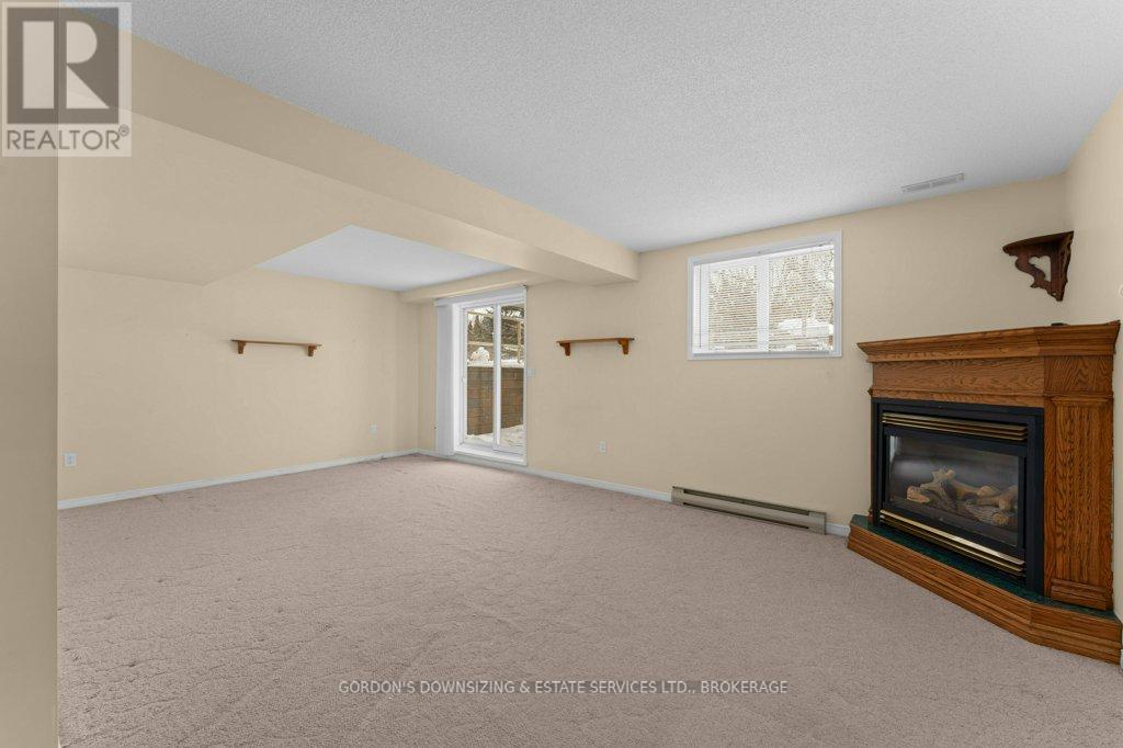 1112 Featherstone Court, Kingston, Ontario  K7M 8R5 - Photo 28 - X12725052