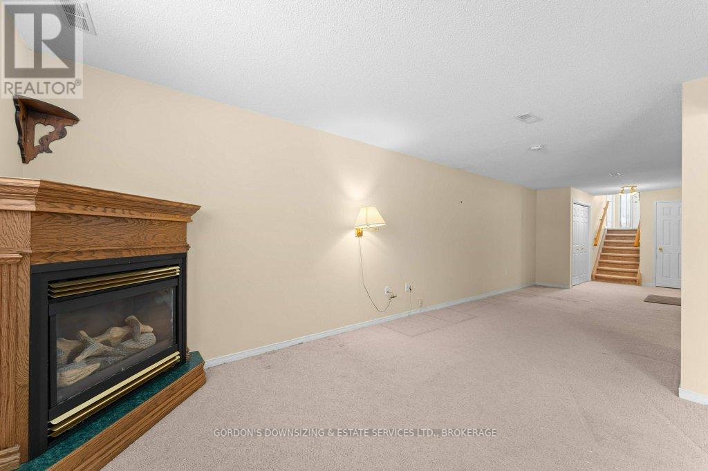 1112 Featherstone Court, Kingston, Ontario  K7M 8R5 - Photo 31 - X12725052