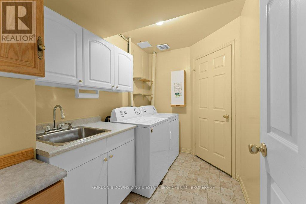 1112 Featherstone Court, Kingston, Ontario  K7M 8R5 - Photo 32 - X12725052