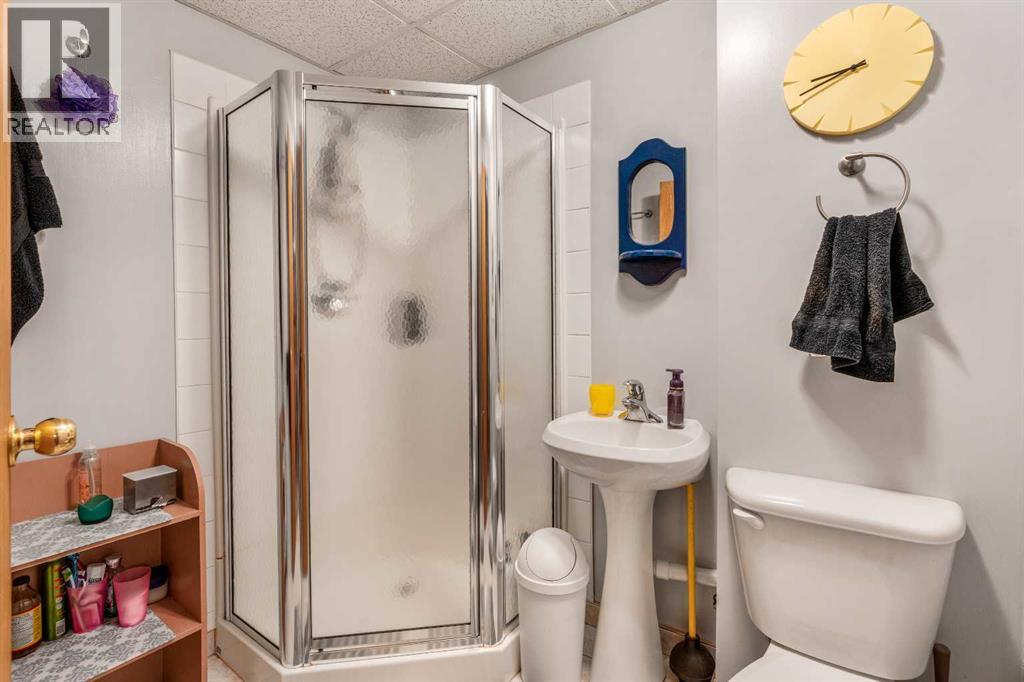 1810 122 Street, Blairmore, Alberta  T0K 0E0 - Photo 29 - A2280980