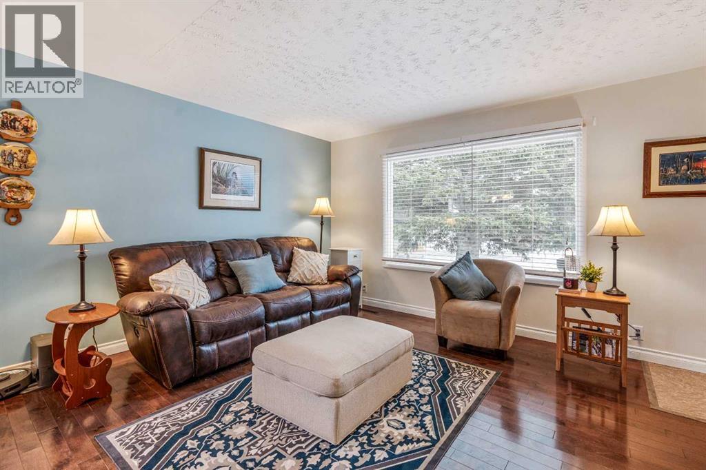 1810 122 Street, Blairmore, Alberta  T0K 0E0 - Photo 5 - A2280980