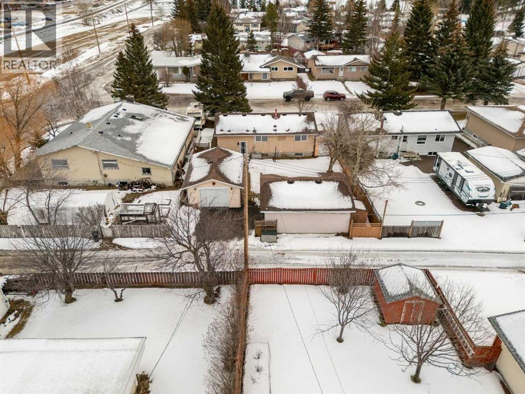 1810 122 Street, Blairmore, Alberta  T0K 0E0 - Photo 37 - A2280980