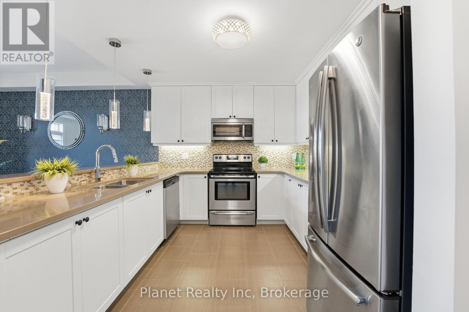 204 - 2 Colonial Drive, Guelph, Ontario  N1L 0K8 - Photo 5 - X12725076