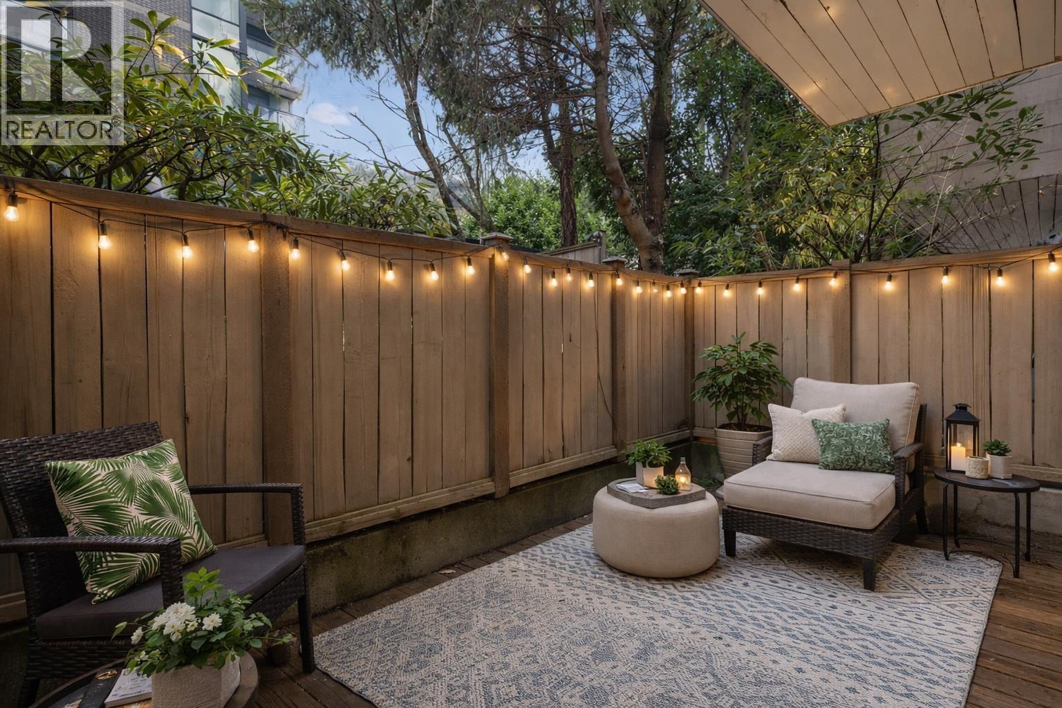 107 350 E 5TH AVENUE, Vancouver, British Columbia