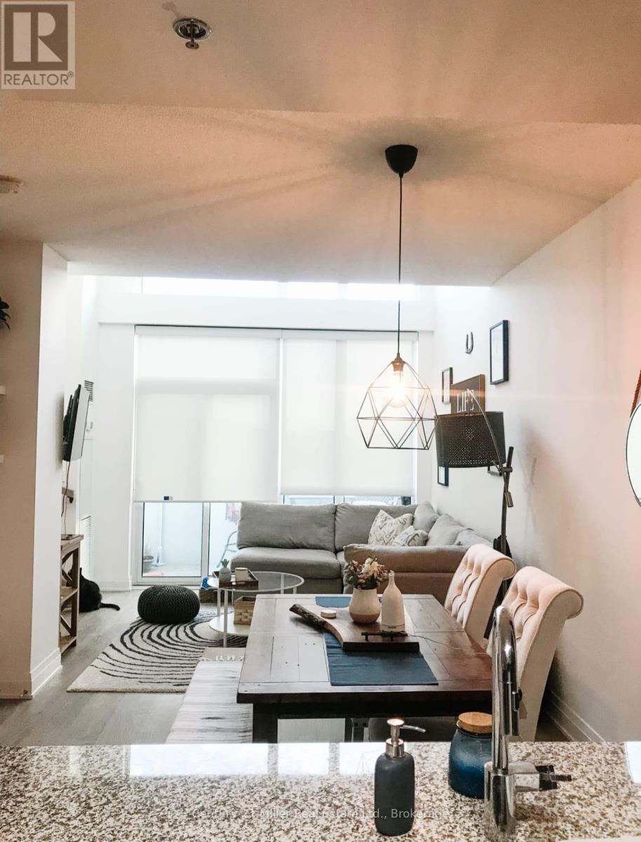 16 - 55 Speers Road, Oakville, Ontario  L6K 0H5 - Photo 8 - W12725132