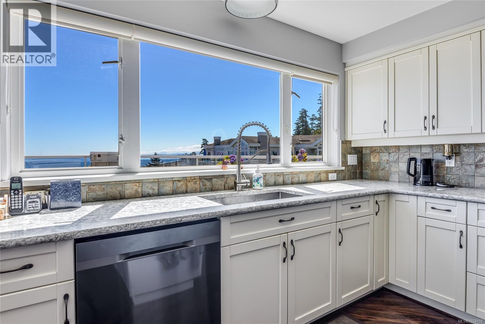 419 350 Island Hwy S, Campbell River, British Columbia  V9W 1A5 - Photo 12 - 1024098