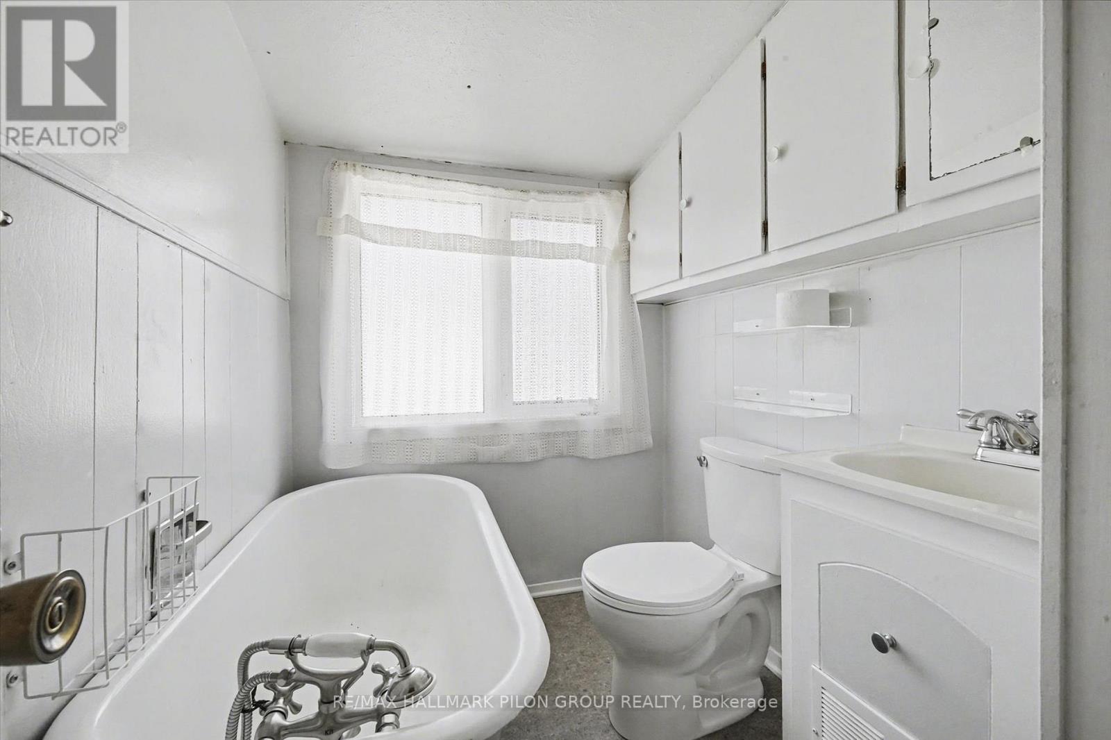 126 Vachon Avenue, Ottawa, Ontario K1L 5S8 - Photo 14 - X12724980