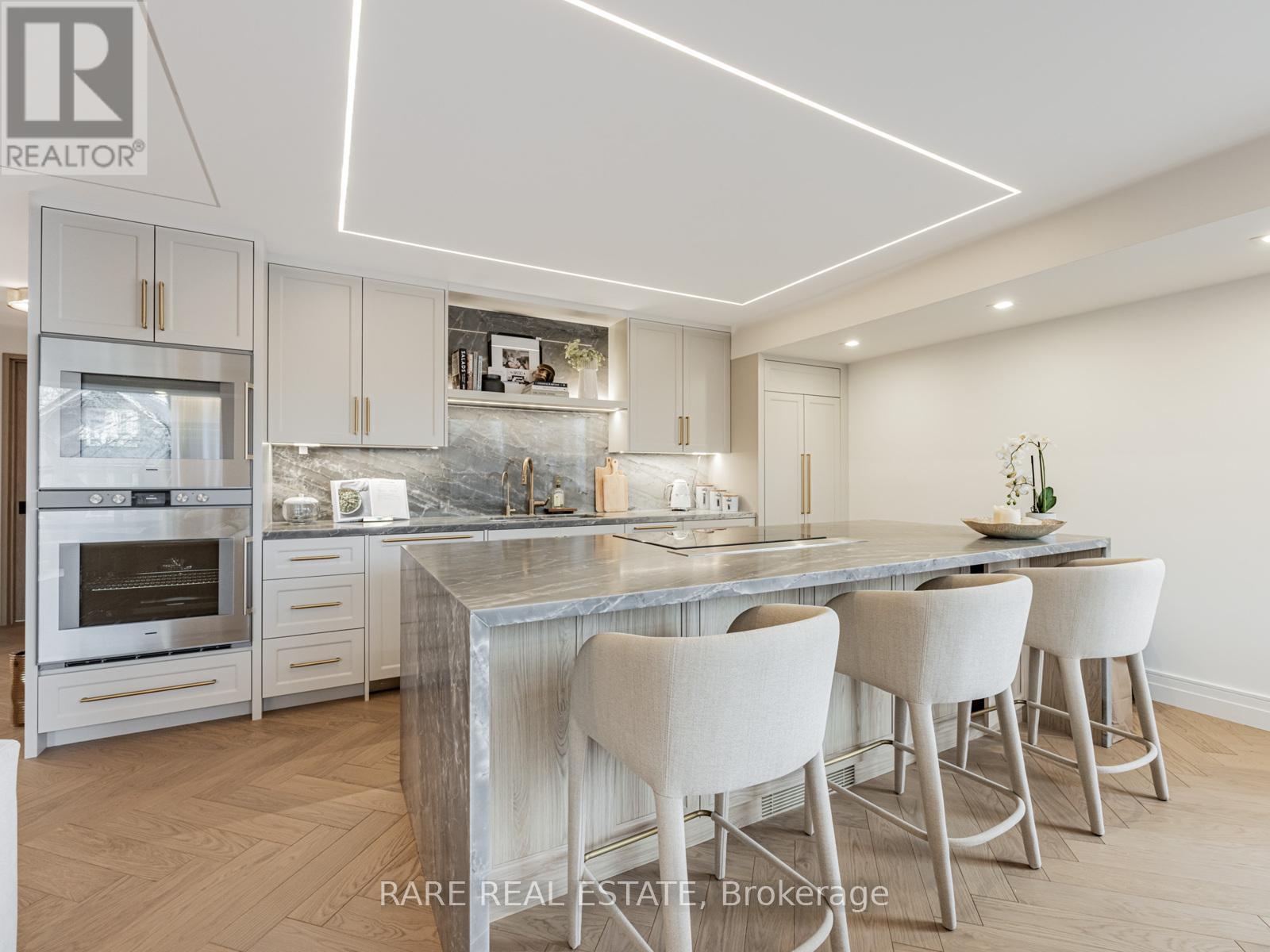 301 - 449 Walmer Road, Toronto, Ontario  M5P 2X9 - Photo 7 - C12724484