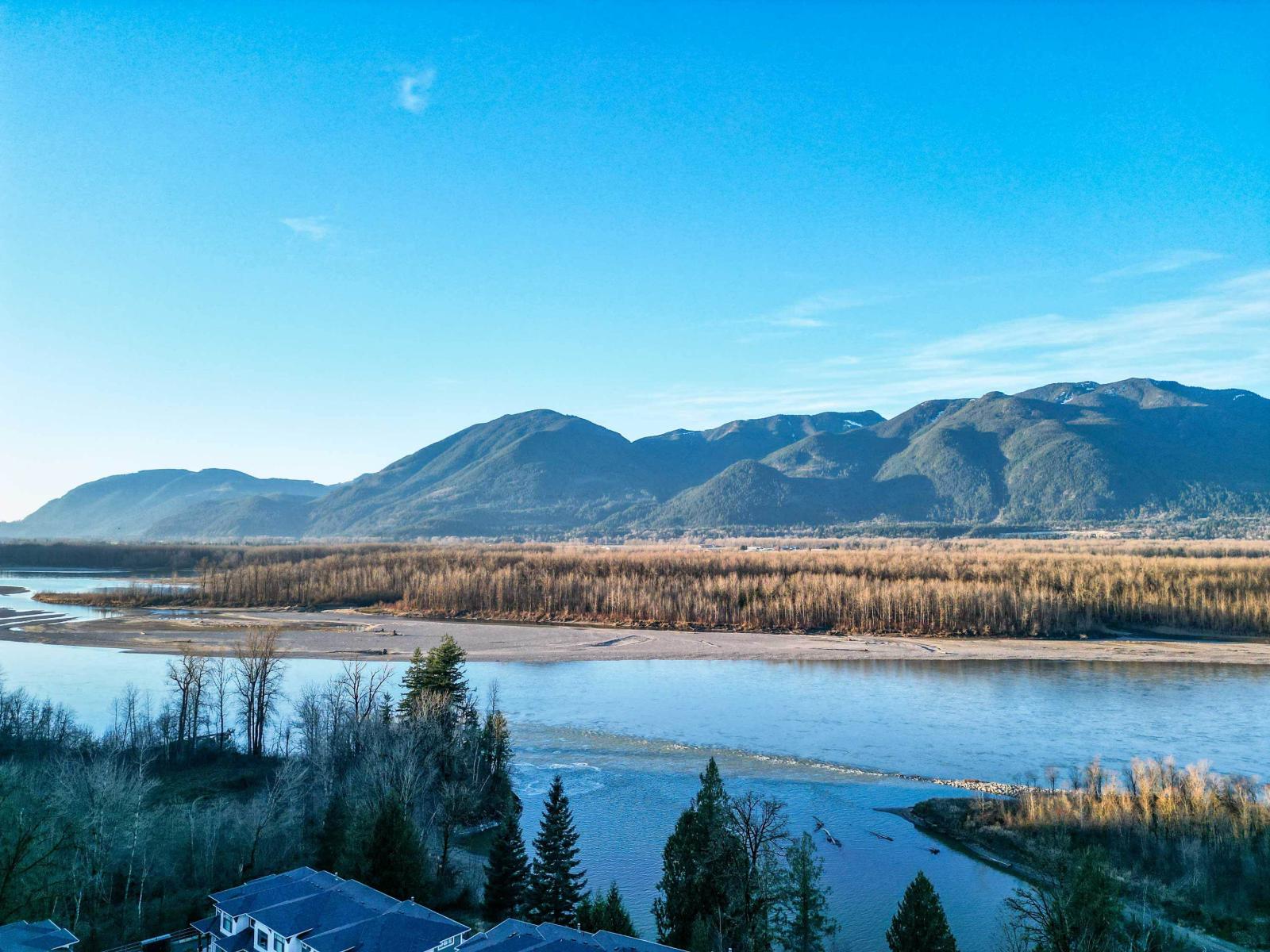 57 43685 Chilliwack Mountain Road, Chilliwack Mountain, Chilliwack, British Columbia  V2R 0X5 - Photo 1 - R3082553