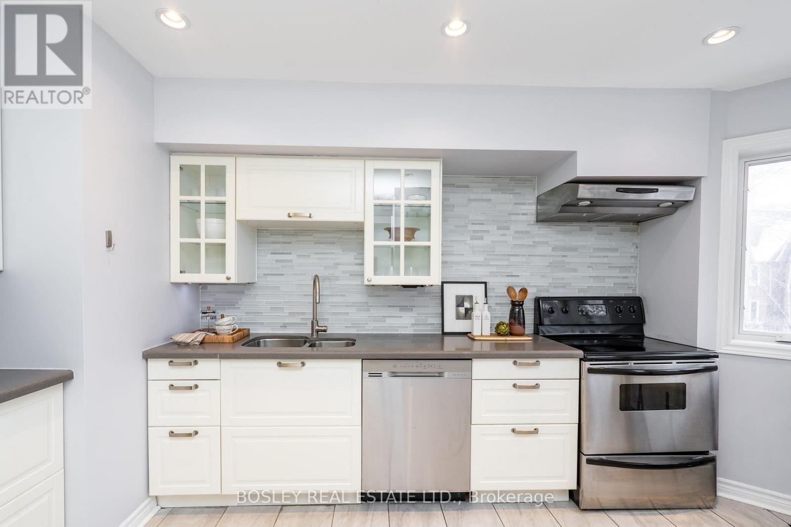 911c Adelaide Street W, Toronto, Ontario  M6J 3T2 - Photo 12 - C12717760