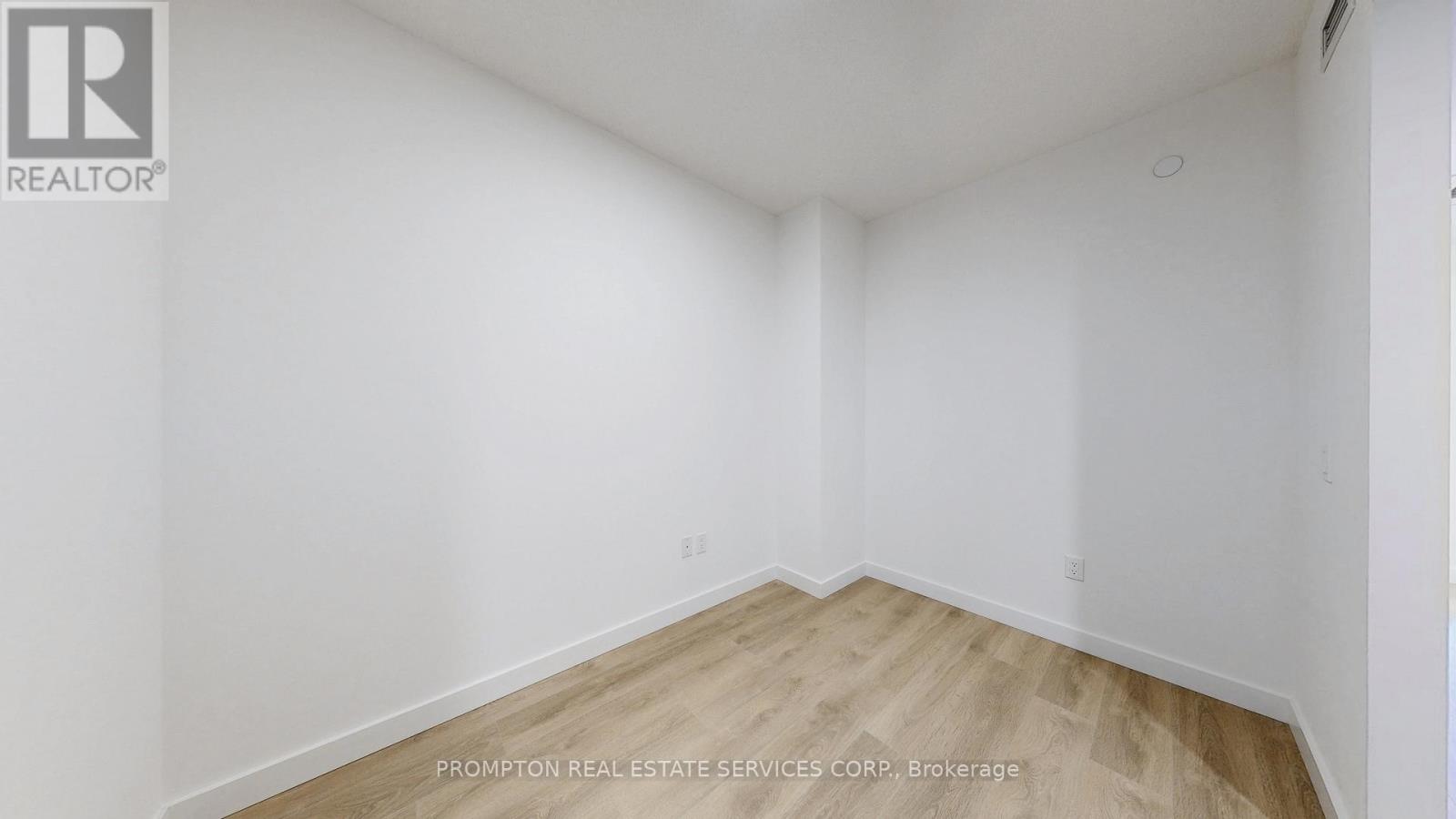 3709 - 1 Concord Cityplace Way, Toronto, Ontario  M5V 0X3 - Photo 10 - C12725034