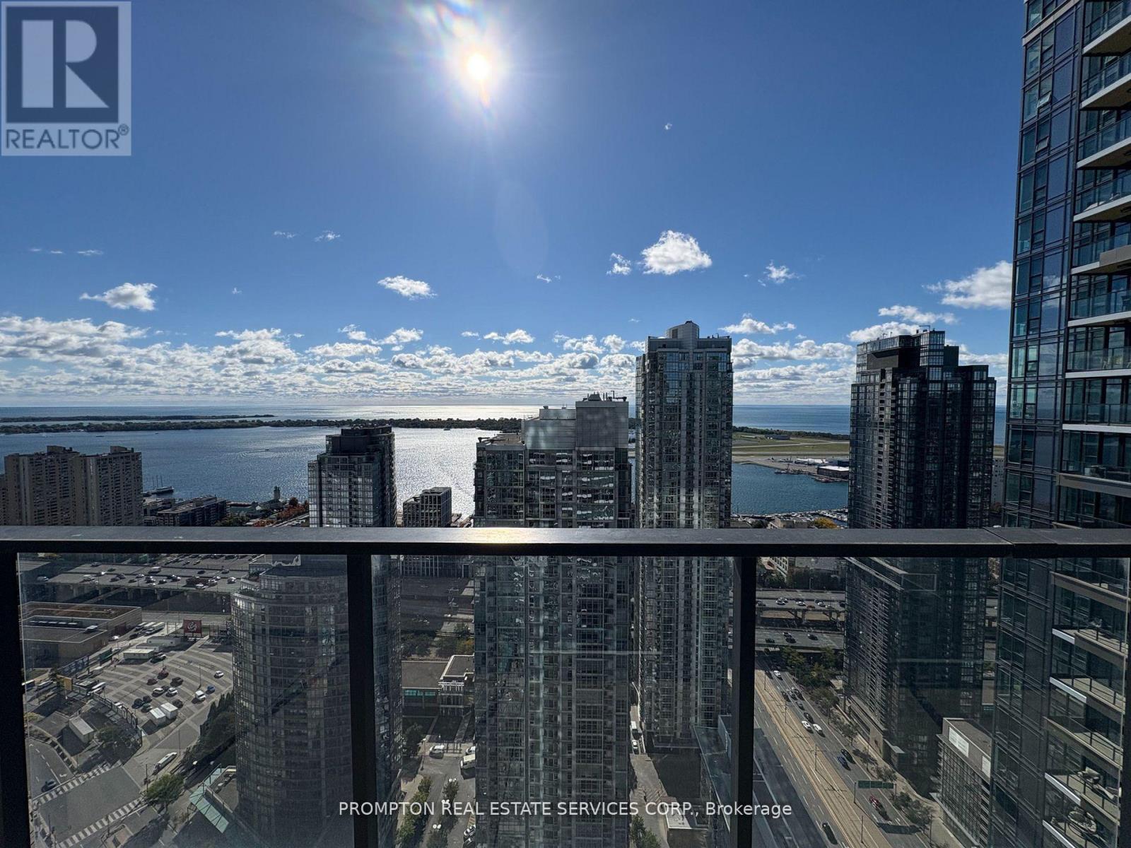 3709 - 1 Concord Cityplace Way, Toronto, Ontario  M5V 0X3 - Photo 14 - C12725034