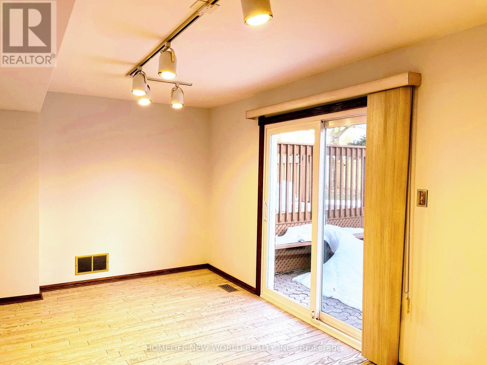 58 Marathon Crescent, Toronto, Ontario  M2R 2L7 - Photo 23 - C12725084