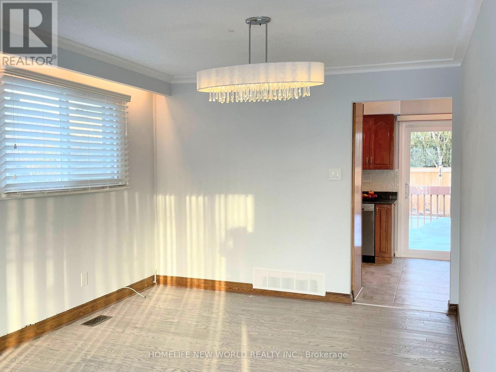 58 Marathon Crescent, Toronto, Ontario  M2R 2L7 - Photo 7 - C12725084