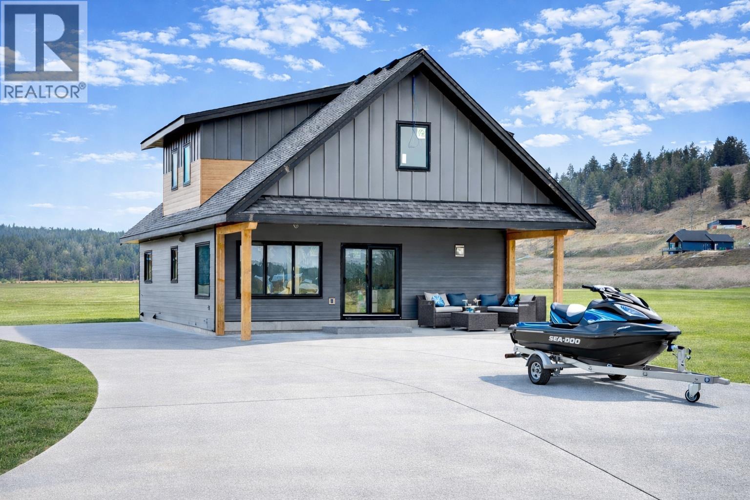 1670 Crystal Loop Drive, Lake Koocanusa, British Columbia
