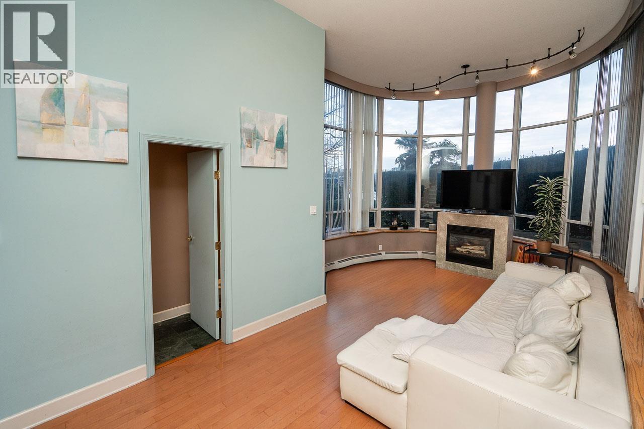 122 1228 Marinaside Crescent, Vancouver, British Columbia V6Z 2W4 - Photo 6 - R3081565