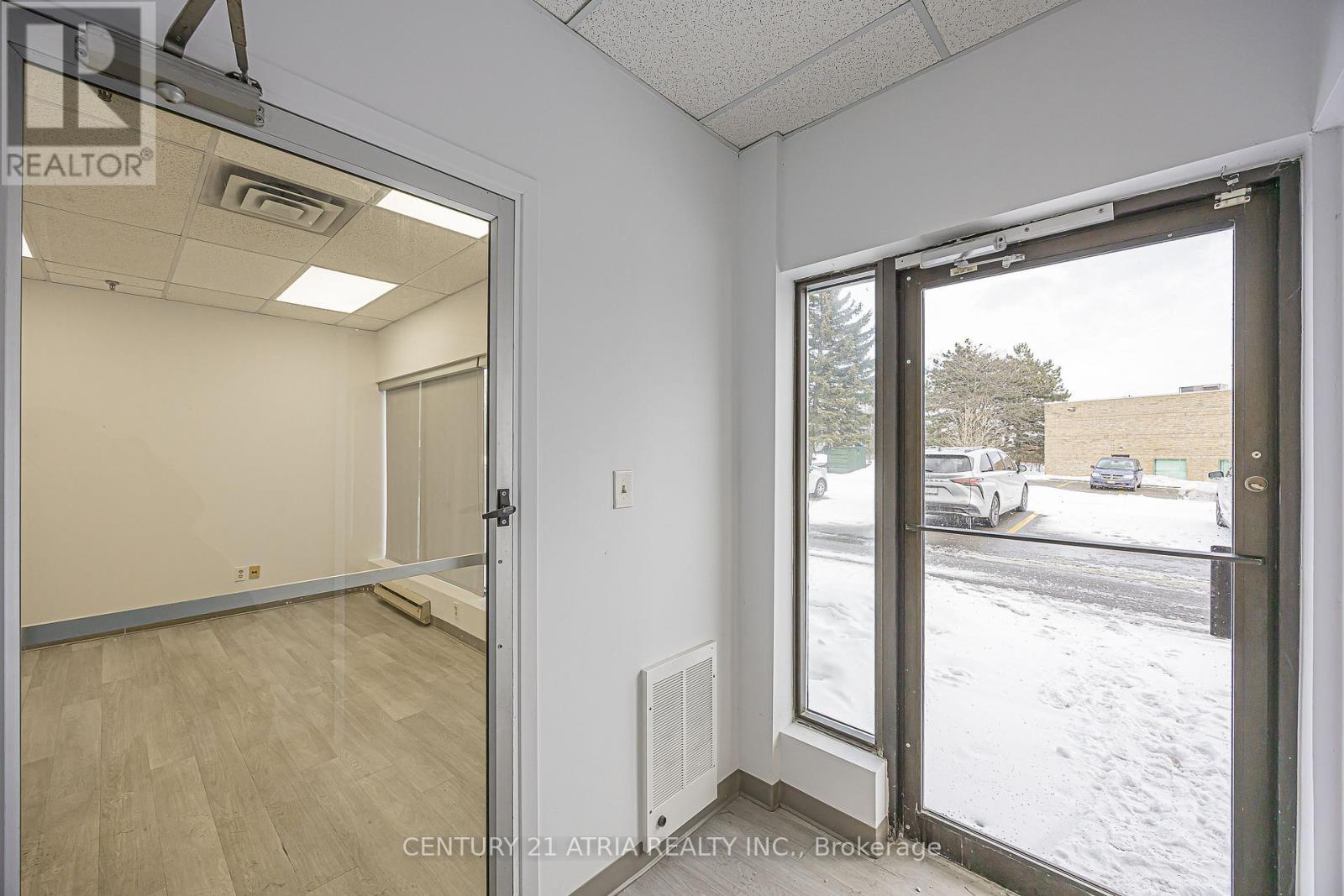 1 - 85 Chambers Drive, Ajax, Ontario  L1Z 1E2 - Photo 4 - E12724994