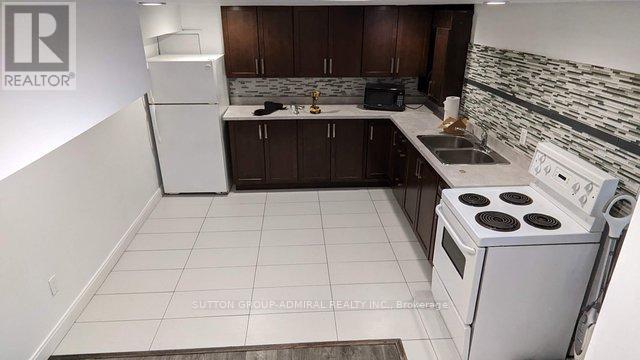 Lower - 10 Brian Avenue, Toronto, Ontario  M1R 3H9 - Photo 6 - E12725012