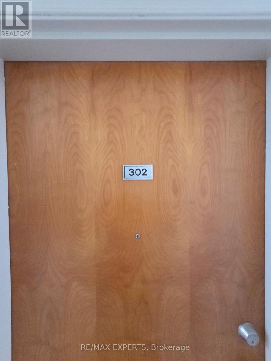 302 - 1989 Danforth Avenue, Toronto, Ontario  M4C 1J7 - Photo 2 - E12725050